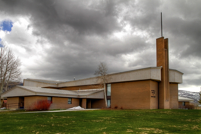 "LDS Chapel Oakley" from arbyreed on Flickr